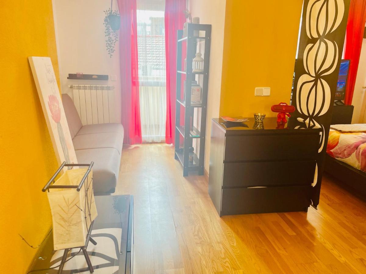 Atico & Terraza A 6 Minutos En Metro De Atocha Estacion Central Madrid Ngoại thất bức ảnh