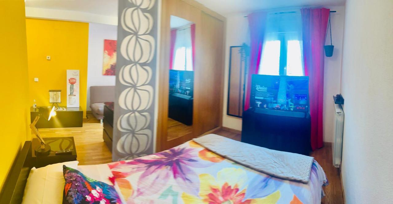 Atico & Terraza A 6 Minutos En Metro De Atocha Estacion Central Madrid Ngoại thất bức ảnh